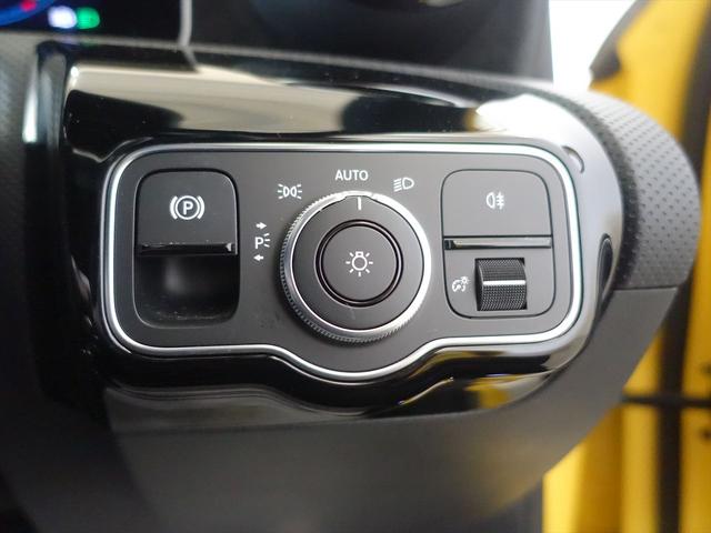 Ａクラス Ａ１８０　スタイル　ＡＭＧライン　レーダーセーフティパッケージ　アドバンスドパッケージ　ナビゲーションパッケージ　Ｂｌｕｅｔｏｏｔｈ接続　ＥＴＣ　ＬＥＤヘッドライト　ＴＶ　アイドリングストップ　クルーズコントロール　コネクテッド機能（27枚目）