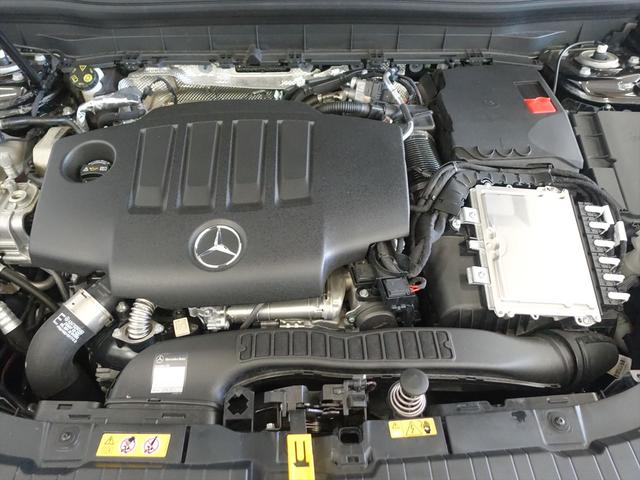 ＧＬＢ ＧＬＢ２００　ｄ　４ＭＡＴＩＣ　ナイトエディション　３列シート　Ｂｌｕｅｔｏｏｔｈ接続　ＥＴＣ　ＬＥＤヘッドライト　ＴＶ　アイドリングストップ　クルーズコントロール　コネクテッド機能　サイドカメラ　サンルーフ・ガラスルーフ　シートヒーター（9枚目）