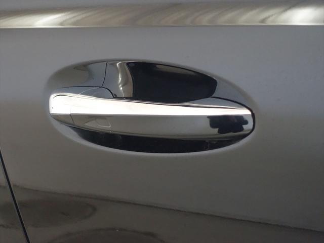 ＧＬＢ ＧＬＢ２００　ｄ　４ＭＡＴＩＣ　ナイトエディション　３列シート　Ｂｌｕｅｔｏｏｔｈ接続　ＥＴＣ　ＬＥＤヘッドライト　ＴＶ　アイドリングストップ　クルーズコントロール　コネクテッド機能　サイドカメラ　サンルーフ・ガラスルーフ　シートヒーター（28枚目）