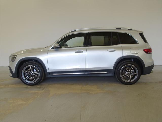 ＧＬＢ ＧＬＢ１８０　ＡＭＧラインパッケージ　３列シート　Ｂｌｕｅｔｏｏｔｈ接続　ＥＴＣ　ＬＥＤヘッドライト　ＴＶ　アイドリングストップ　クルーズコントロール　コネクテッド機能　サイドカメラ　シートヒーター　トランクスルー　ナビ　バックモニター（5枚目）