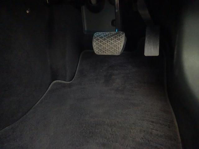 ＣＬＡクラス ＣＬＡ２００　ｄ　レザーエクスクルーシブパッケージ　Ｂｌｕｅｔｏｏｔｈ接続　ＥＴＣ　ＬＥＤヘッドライト　ＴＶ　アイドリングストップ　クルーズコントロール　コネクテッド機能　サンルーフ・ガラスルーフ　シートヒーター（27枚目）