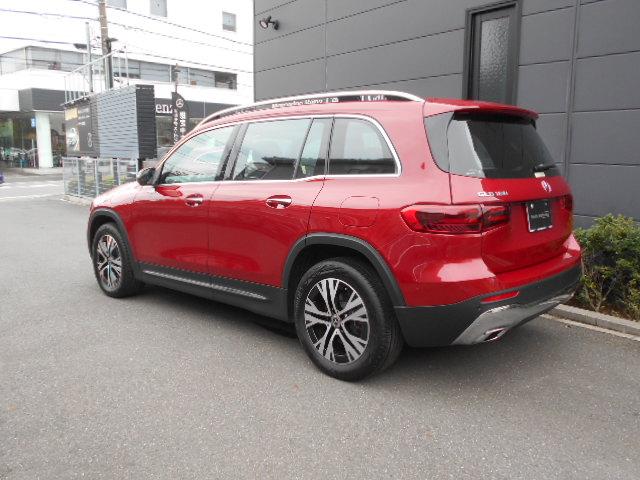 GLB GLB180 3列シート Bluetooth接続 ETC LEDヘッドライト TV アイドリングストップ クルーズコントロール コネクテッド機能 サイドカメラ サンルーフ・ガラスルーフ シートヒーター(4枚目)