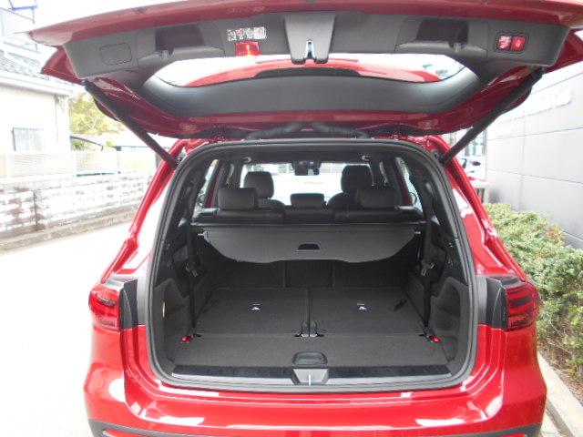 GLB GLB180 3列シート Bluetooth接続 ETC LEDヘッドライト TV アイドリングストップ クルーズコントロール コネクテッド機能 サイドカメラ サンルーフ・ガラスルーフ シートヒーター(6枚目)