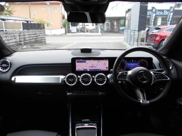 GLB GLB180 3列シート Bluetooth接続 ETC LEDヘッドライト TV アイドリングストップ クルーズコントロール コネクテッド機能 サイドカメラ サンルーフ・ガラスルーフ シートヒーター(7枚目)