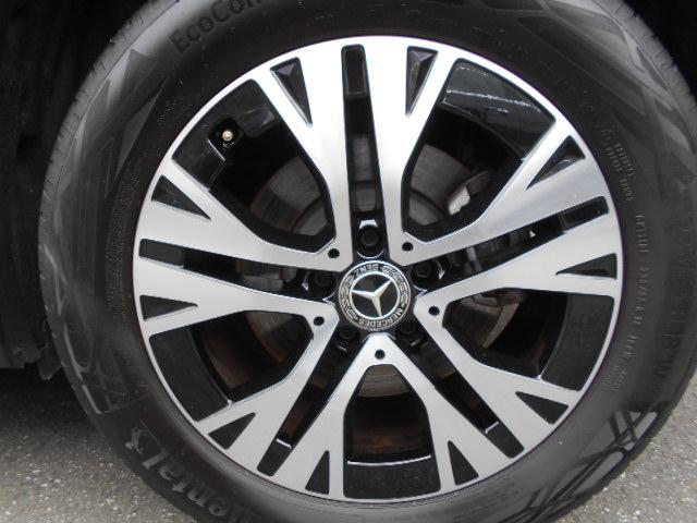 GLB GLB180 3列シート Bluetooth接続 ETC LEDヘッドライト TV アイドリングストップ クルーズコントロール コネクテッド機能 サイドカメラ サンルーフ・ガラスルーフ シートヒーター(19枚目)