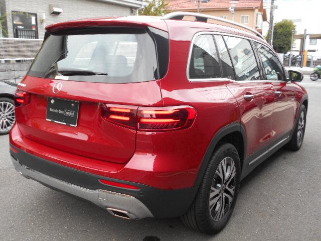 GLB GLB180 3列シート Bluetooth接続 ETC LEDヘッドライト TV アイドリングストップ クルーズコントロール コネクテッド機能 サイドカメラ サンルーフ・ガラスルーフ シートヒーター(27枚目)