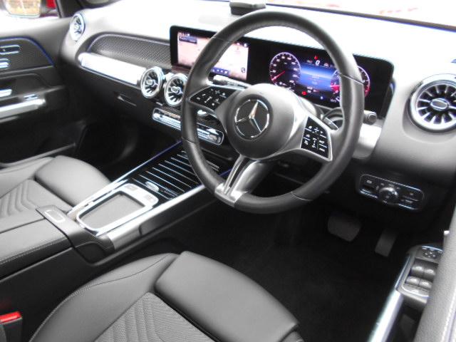 GLB GLB180 3列シート Bluetooth接続 ETC LEDヘッドライト TV アイドリングストップ クルーズコントロール コネクテッド機能 サイドカメラ サンルーフ・ガラスルーフ シートヒーター(28枚目)