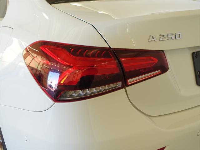 Aクラスセダン A250 4MATIC セダン エディション1(10枚目)