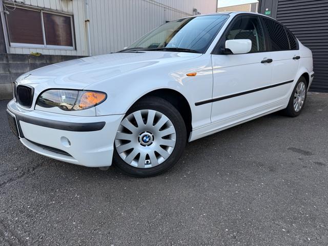 ３シリーズ ３１８ｉ　ディーラー車　ポータルナビ　右ハンドル　オートエアコン　　実走行車　車検２年付き（7枚目）