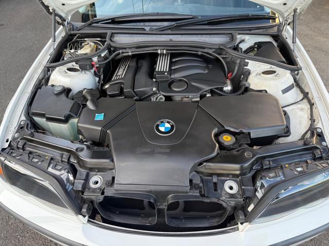 ３シリーズ ３１８ｉ　ディーラー車　ポータルナビ　右ハンドル　オートエアコン　　実走行車　車検２年付き（17枚目）