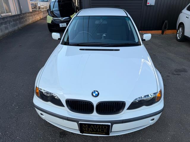 ３シリーズ ３１８ｉ　ディーラー車　ポータルナビ　右ハンドル　オートエアコン　　実走行車　車検２年付き（33枚目）