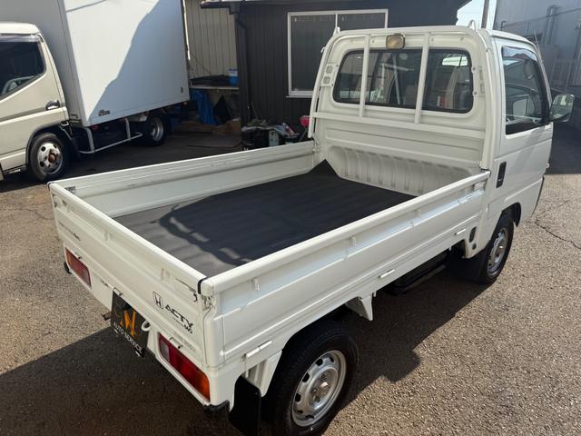 アクティトラック SDX ワンオーナー車 実走行 荷台マット 荷台作業灯(30枚目)