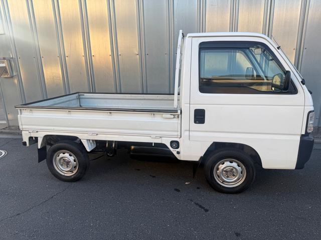 アクティトラック SDX 4WD 5速マニュアル 荷台カバー アオリゴムカバー ラジオ(4枚目)