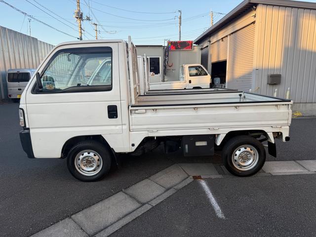 アクティトラック SDX 4WD 5速マニュアル車 ラジオ 荷台マット アオリゴムカバー 社外シフトノブ(5枚目)