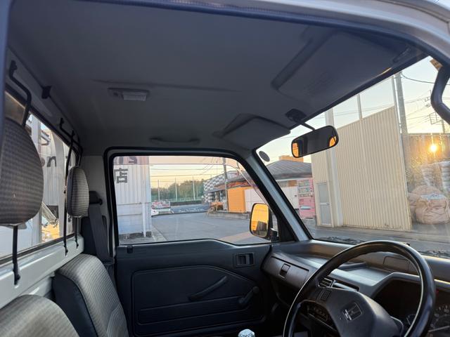 アクティトラック SDX 4WD 5速マニュアル車 ラジオ 荷台マット アオリゴムカバー 社外シフトノブ(12枚目)