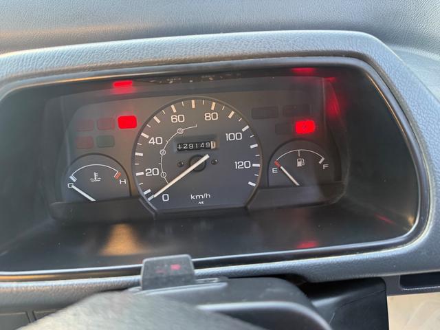 アクティトラック SDX 4WD 5速マニュアル車 ラジオ 荷台マット アオリゴムカバー 社外シフトノブ(16枚目)