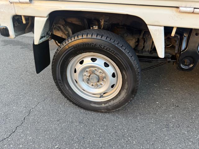 アクティトラック SDX 4WD 5速マニュアル車 ラジオ 荷台マット アオリゴムカバー 社外シフトノブ(20枚目)