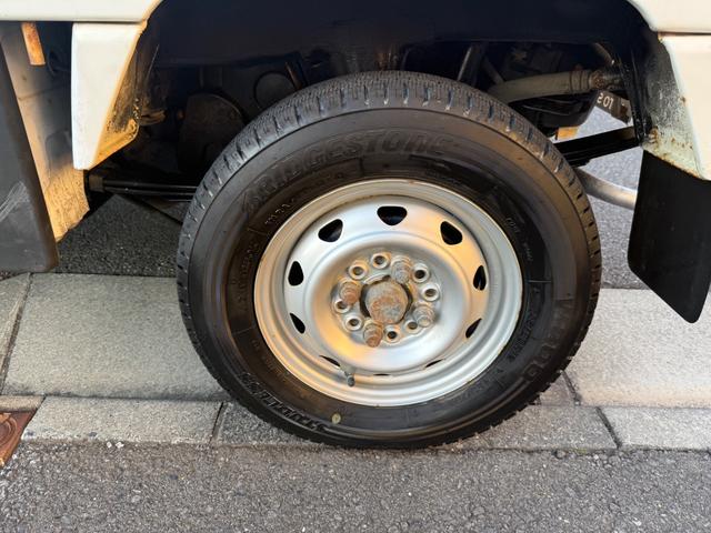 アクティトラック SDX 4WD 5速マニュアル車 ラジオ 荷台マット アオリゴムカバー 社外シフトノブ(21枚目)