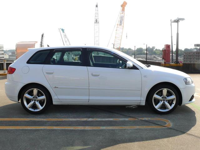 スポーツバック2.0TFSI Sライン純正HDDナビ革ETC(10枚目)