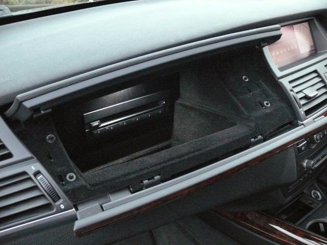 xDrive 30i ナビBカメラETC黒革パークセンサー禁煙シートヒーター(15枚目)