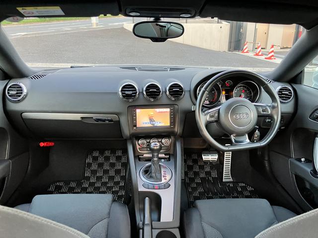 ＴＴクーペ ２．０ＴＦＳＩ　ＨＩＤナビＴＶ禁煙ＥＴＣパドルシフトＢｌｕｅｔｏｏｔｈ（13枚目）