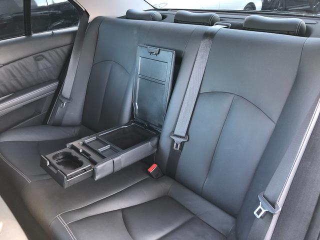 Ｅクラス Ｅ３００　アバンギャルドＳ　ナビＥＴＣ前後センサー黒革パドルシフト禁煙（26枚目）
