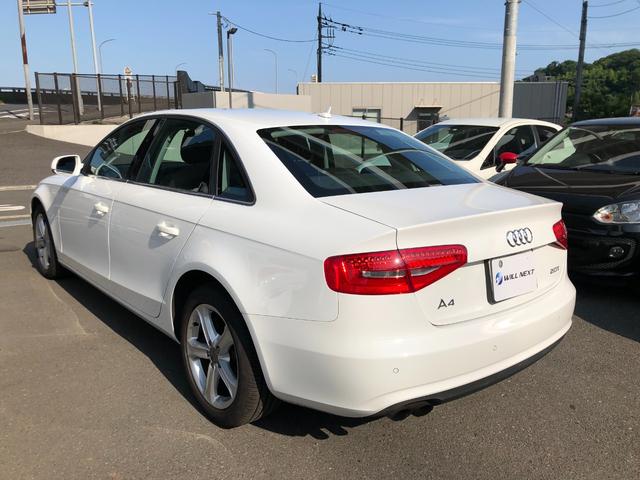 Ａ４ ２．０ＴＦＳＩ　ＥＴＣ純ナビＢカメラパワーシート禁煙車（12枚目）