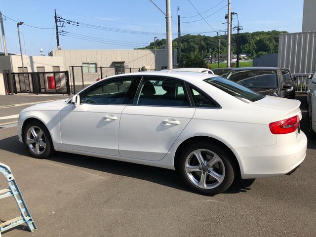 Ａ４ ２．０ＴＦＳＩ　ＥＴＣ純ナビＢカメラパワーシート禁煙車（13枚目）