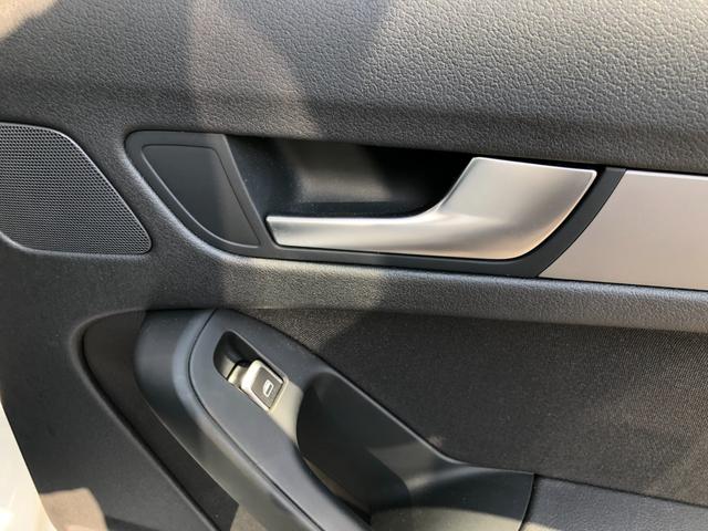 Ａ４ ２．０ＴＦＳＩ　ＥＴＣ純ナビＢカメラパワーシート禁煙車（23枚目）