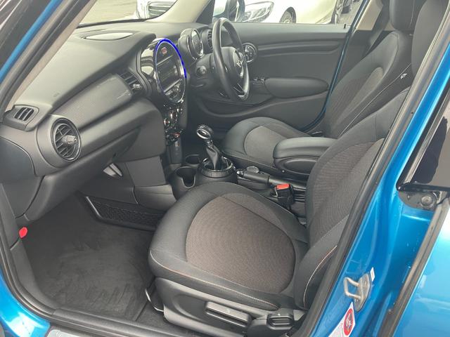 ＭＩＮＩ クーパー　ＥＴＣ純正ＡＷナビＢｌｕｅｔｏｏｔｈＬＥＤヘッドライト（24枚目）