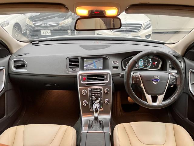 Ｖ６０ Ｔ４　ＳＥ　ベージュ革ナビＢカメラＢｌｕｅｔｏｏｔｈ音楽ＥＴＣ（5枚目）