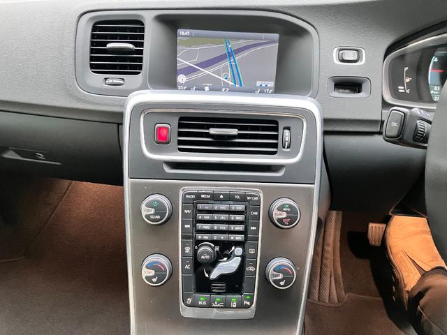 Ｖ６０ Ｔ４　ＳＥ　ベージュ革ナビＢカメラＢｌｕｅｔｏｏｔｈ音楽ＥＴＣ（10枚目）