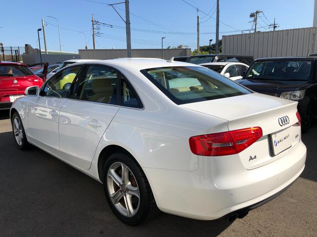 Ａ４ ２．０ＴＦＳＩ　ワンオーナー革Ｓヒーター純正ＡＷナビＥＴＣ（11枚目）