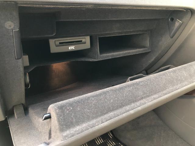 Ａ４ ２．０ＴＦＳＩ　ワンオーナー革Ｓヒーター純正ＡＷナビＥＴＣ（28枚目）