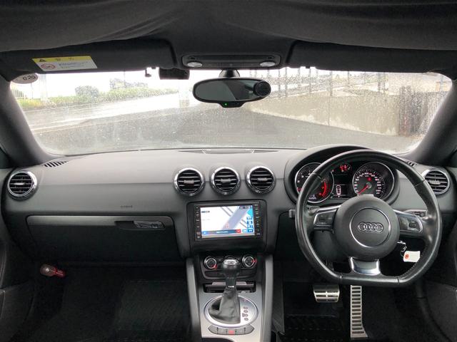 ＴＴクーペ ２．０ＴＦＳＩ　ビルトインＥＴＣ純ナビＢｌｕｅｔｏｏｔｈ純正ＡＷ禁煙車（4枚目）