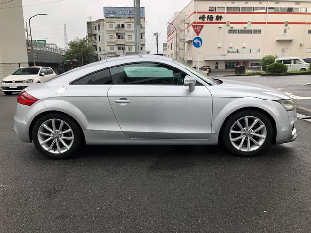 ＴＴクーペ ２．０ＴＦＳＩ　ビルトインＥＴＣ純ナビＢｌｕｅｔｏｏｔｈ純正ＡＷ禁煙車（9枚目）
