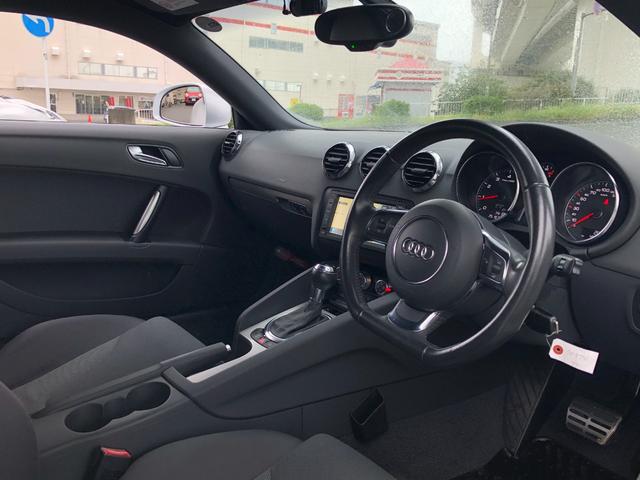 ＴＴクーペ ２．０ＴＦＳＩ　ビルトインＥＴＣ純ナビＢｌｕｅｔｏｏｔｈ純正ＡＷ禁煙車（17枚目）