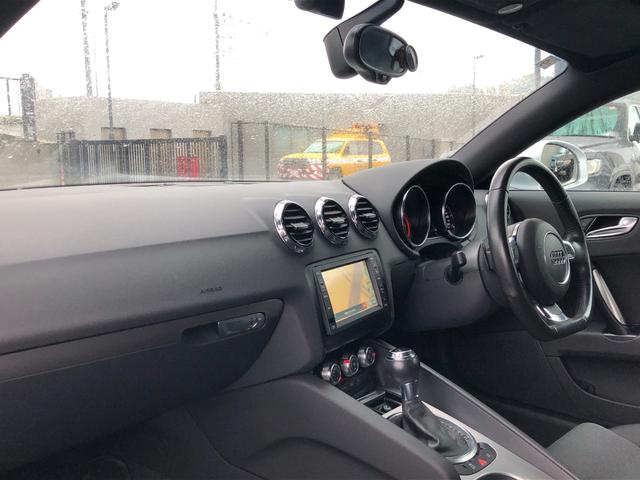 ＴＴクーペ ２．０ＴＦＳＩ　ビルトインＥＴＣ純ナビＢｌｕｅｔｏｏｔｈ純正ＡＷ禁煙車（23枚目）