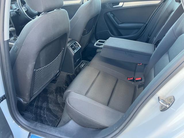 ★店頭には２０台程しか置けませんが大型展示場に１００台ほどの在庫をご用意しております。