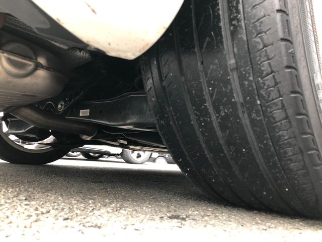 ＴＴクーペ １．８ＴＦＳＩ　シートヒーター　１７ＡＷ　ＨＩＤ　キーレス　純正ナビＴＶ（8枚目）