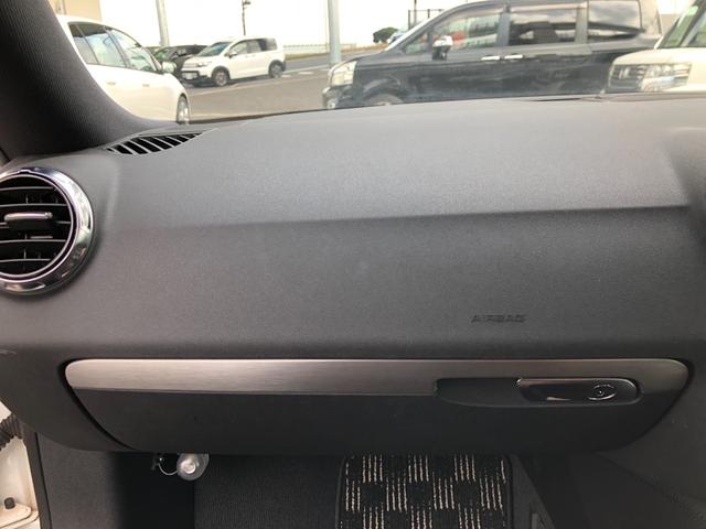 ＴＴクーペ １．８ＴＦＳＩ　シートヒーター　１７ＡＷ　ＨＩＤ　キーレス　純正ナビＴＶ（26枚目）