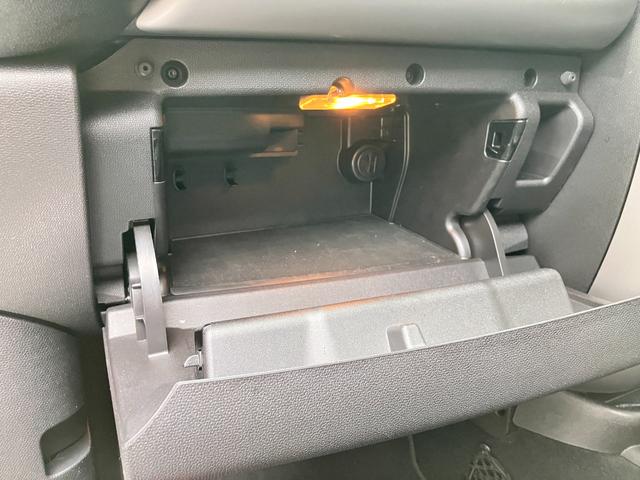 ＭＩＮＩ クーパーＤ　クロスオーバー　純正ＡＷカープレイオーディオＴＶＢｌｕｅｔｏｏｔｈ（28枚目）