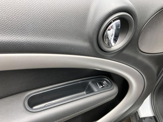 ＭＩＮＩ クーパーＤ　クロスオーバー　純正ＡＷカープレイオーディオＴＶＢｌｕｅｔｏｏｔｈ（31枚目）
