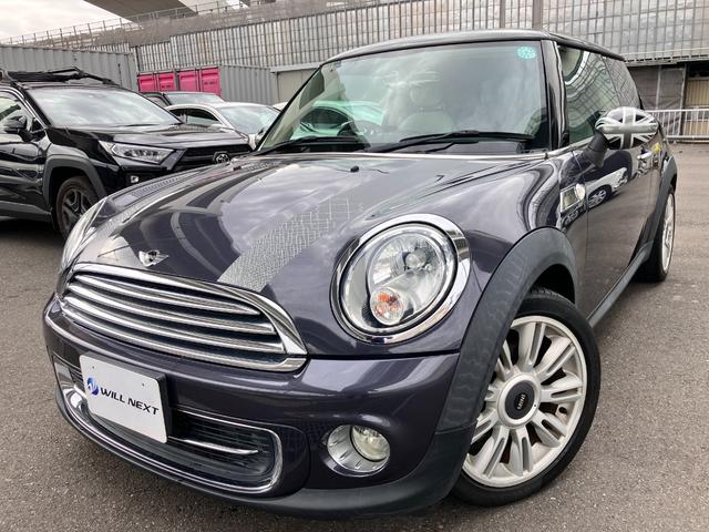 ＭＩＮＩ クーパー　クリスタル　特別仕様車専用デザイン１７インチＡＷ革シート（2枚目）