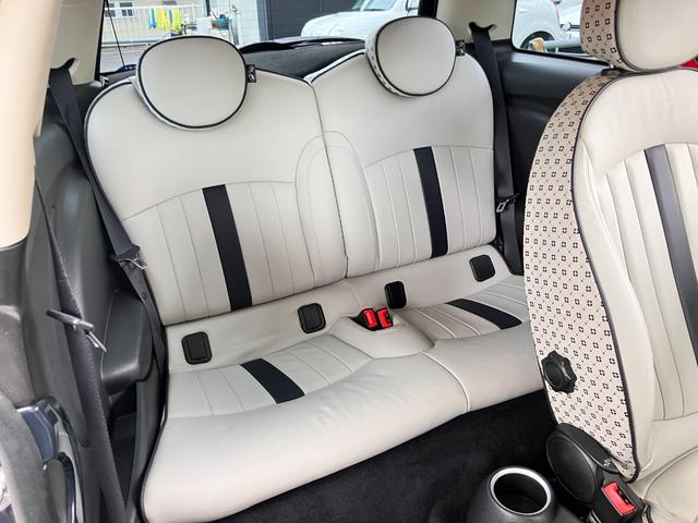 ＭＩＮＩ クーパー　クリスタル　特別仕様車専用デザイン１７インチＡＷ革シート（20枚目）