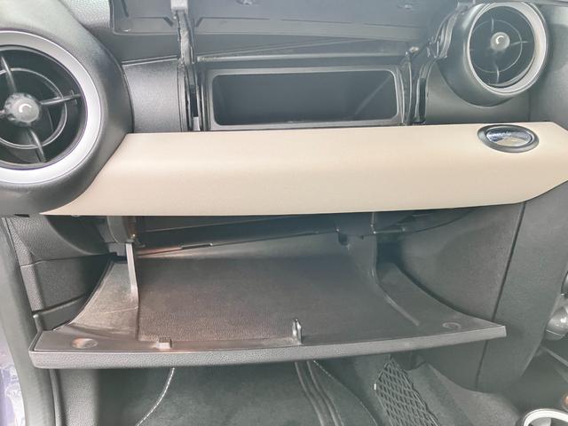 ＭＩＮＩ クーパー　クリスタル　特別仕様車専用デザイン１７インチＡＷ革シート（28枚目）