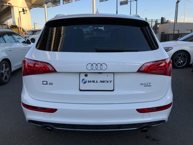 車両評価４．５点を基準に厳選された中古車が並ぶ大きな展示場も完備！１００台ほど展示されておりますのでご希望に沿った車が見つかりますよ！