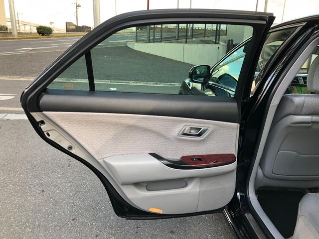 クラウン ロイヤルサルーン ナビパッケージ ナビBluetoothオーディオETCバックカメラプッシュスタート(31枚目)