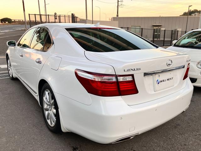 LS LS460 Iパッケージ パワートランクリッド クリアランスソナー 純正ナビ 黒革シート シートヒーター&ベンチレーター ステアリングヒーター(12枚目)