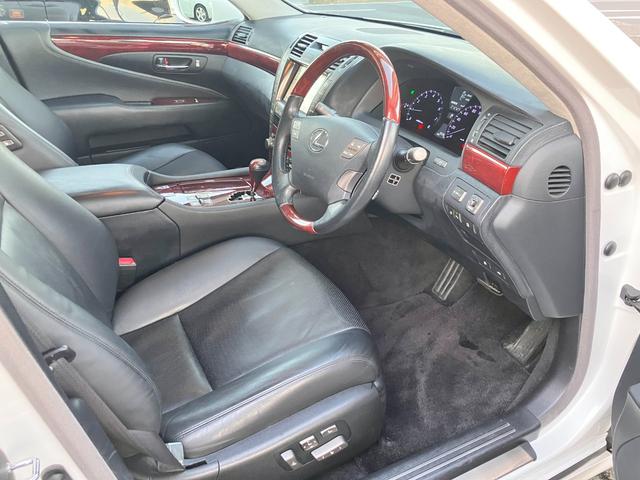 LS LS460 Iパッケージ パワートランクリッド クリアランスソナー 純正ナビ 黒革シート シートヒーター&ベンチレーター ステアリングヒーター(19枚目)